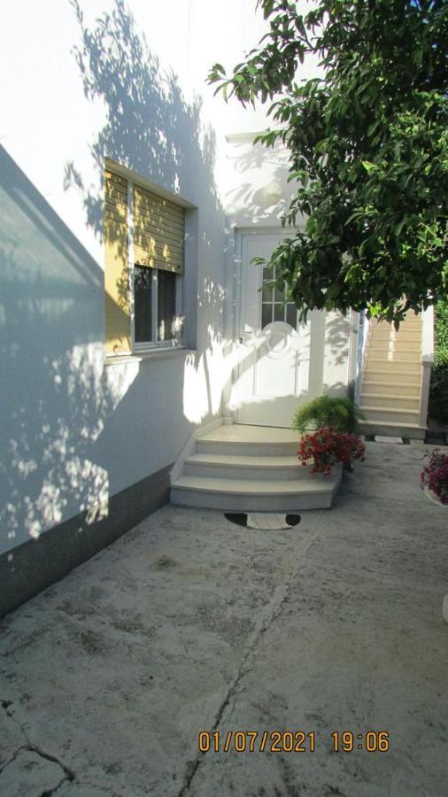 Apartment Tomy Trogir Exterior photo
