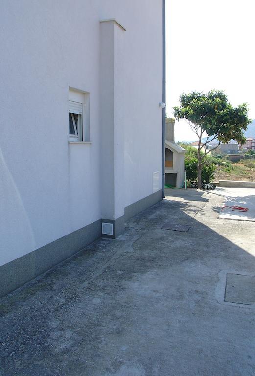 Apartment Tomy Trogir Exterior photo