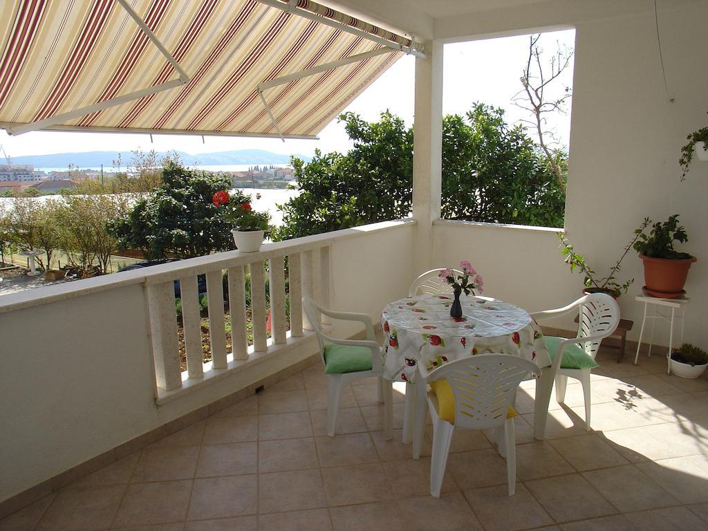 Apartment Tomy Trogir Exterior photo