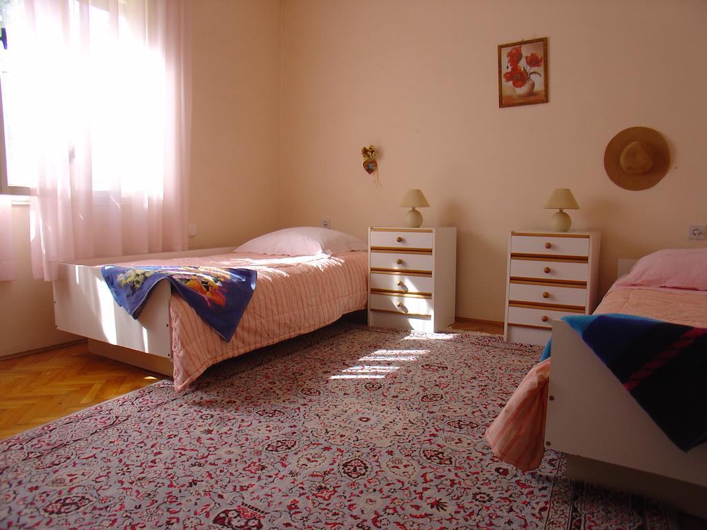 Apartment Tomy Trogir Room photo