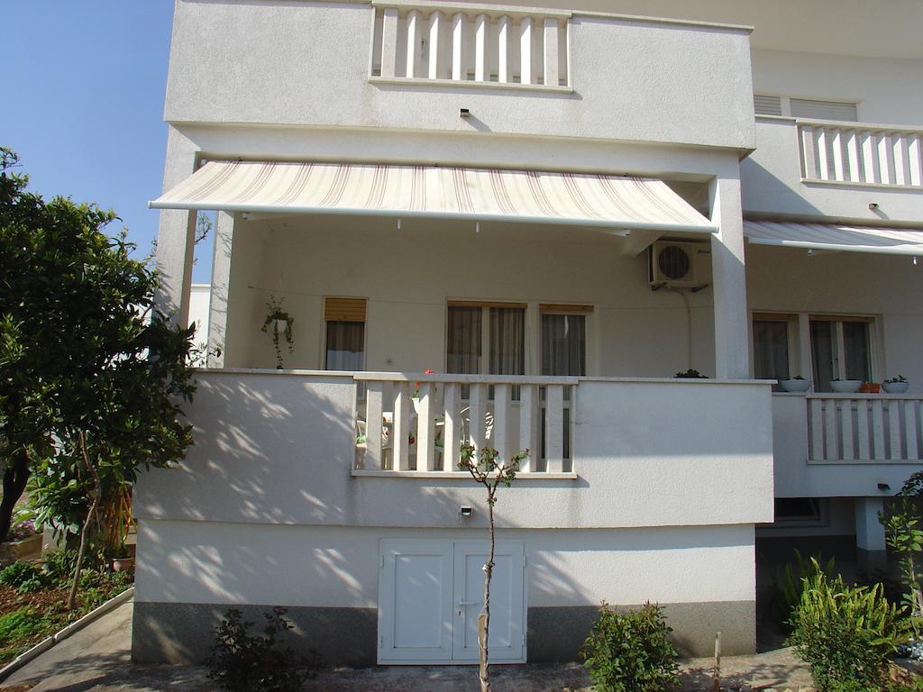 Apartment Tomy Trogir Exterior photo