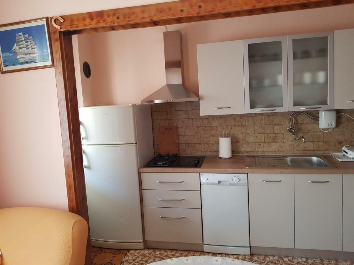 Apartment Tomy Trogir Exterior photo
